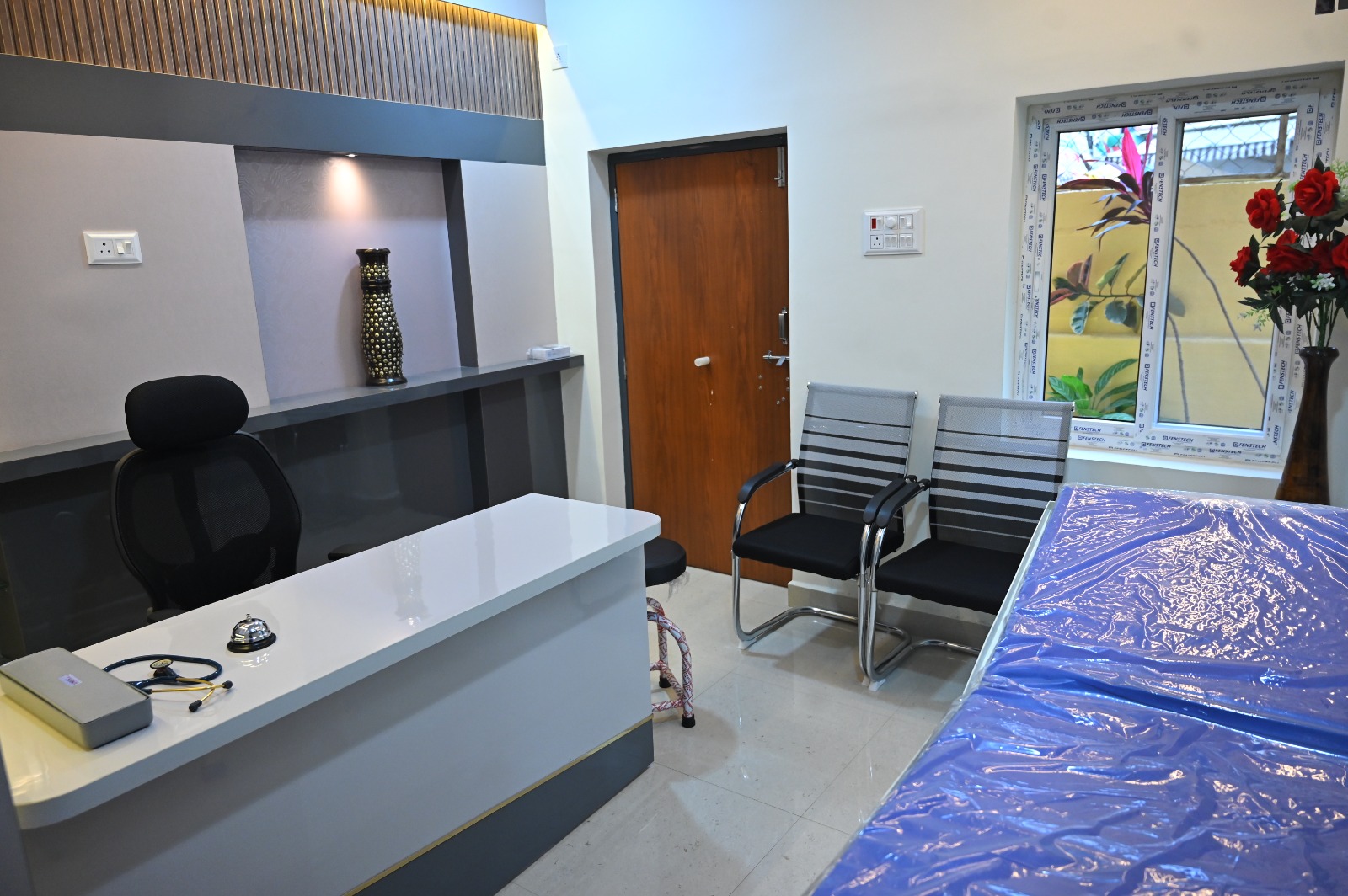 Pediatric examination room at Udbhav Pediatric & Polyclinic